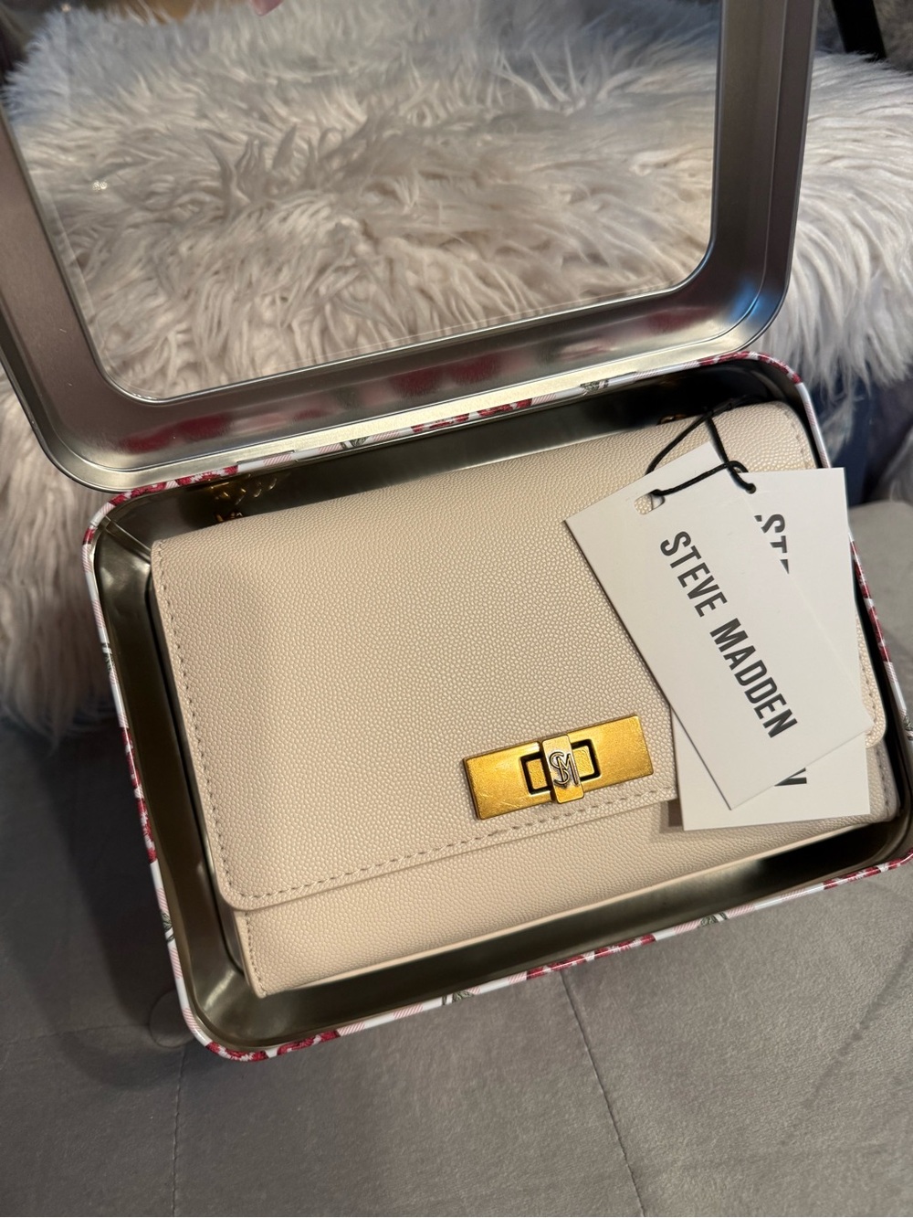 Steve Madden Cream Crossbody Bag with Gold-Tone Hardware NWT in box